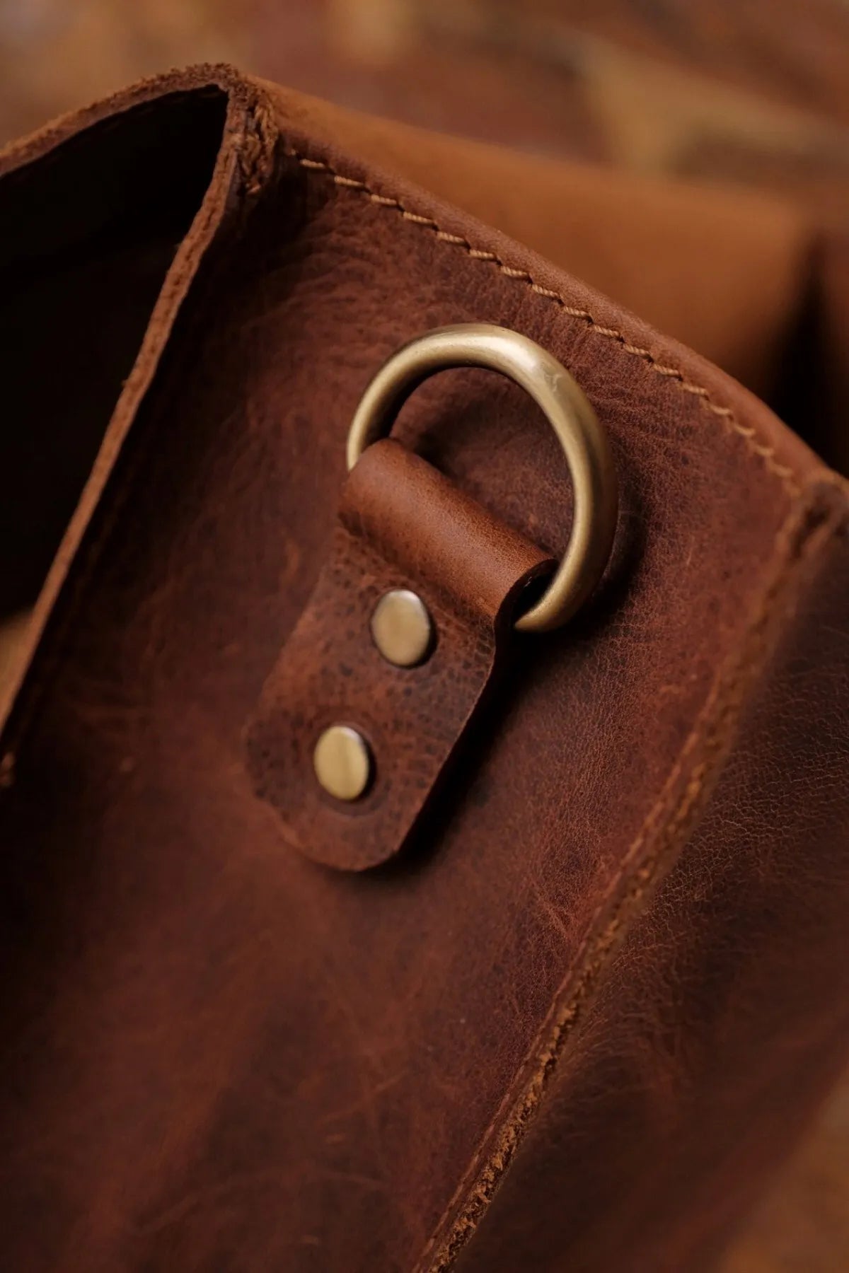 Toronto Leather Laptop Bag – Classic Style with Modern Functionality