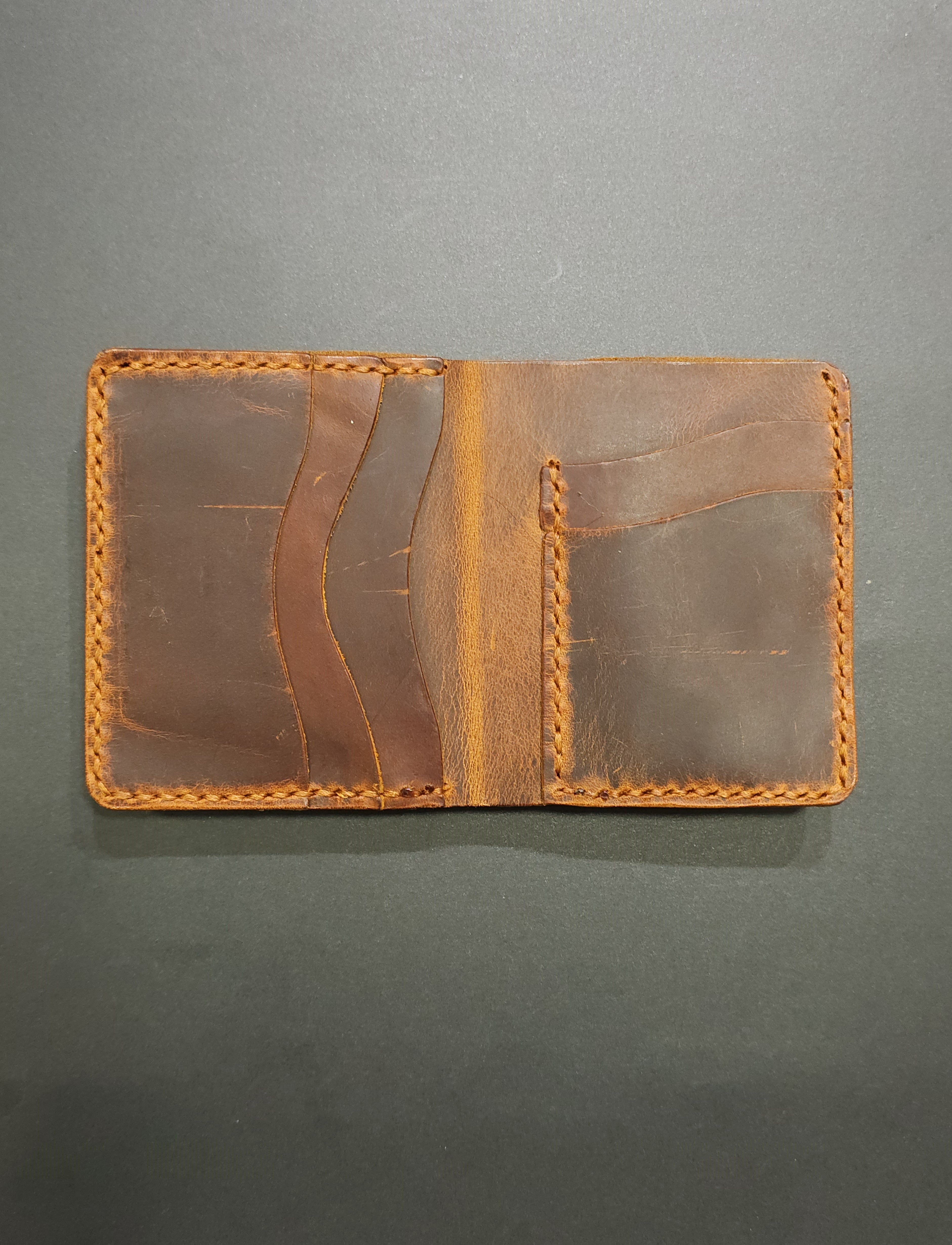 Luxury Leather Wallet by ALTIN DERİ – Premium Gold Leather Design